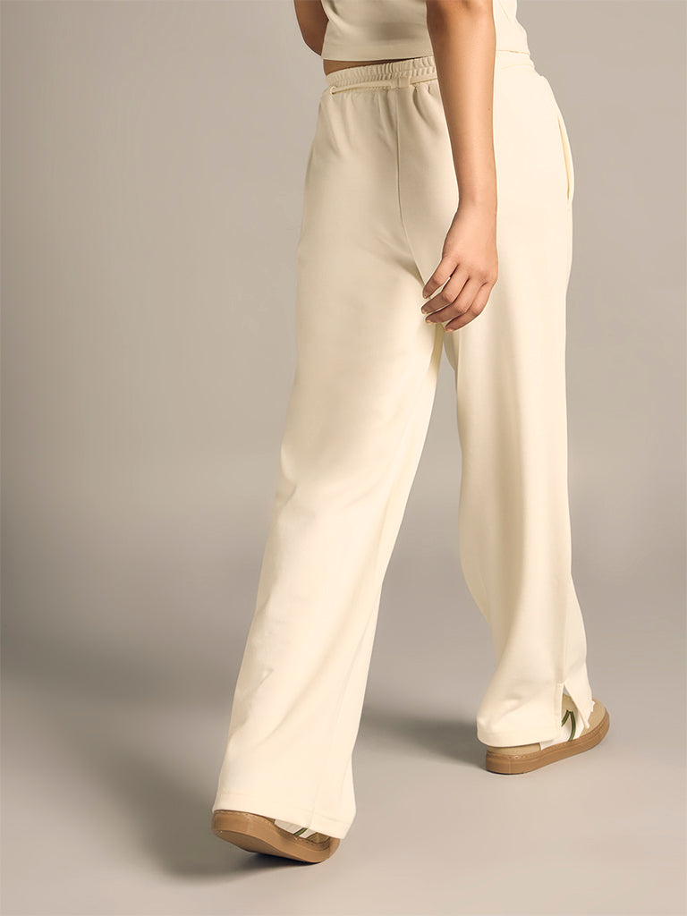 Wide-Leg Trousers