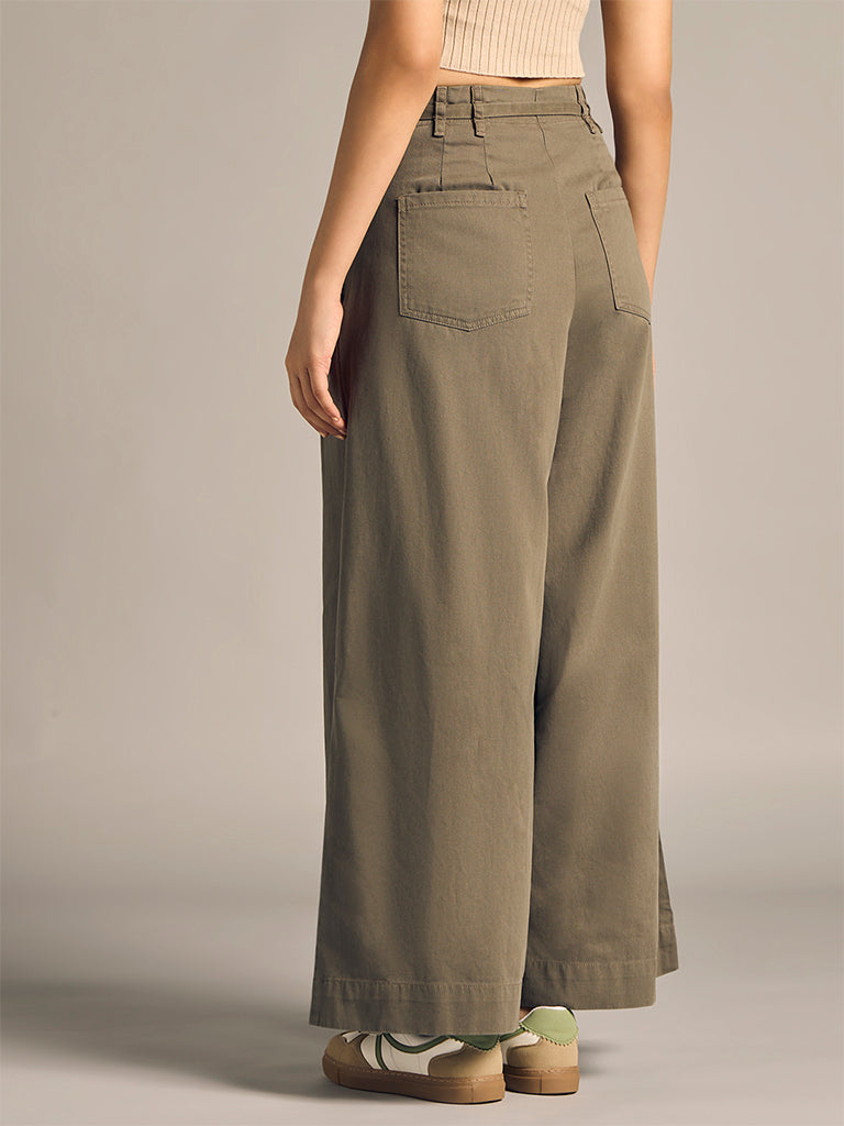 Wide-Leg Pants with Belt