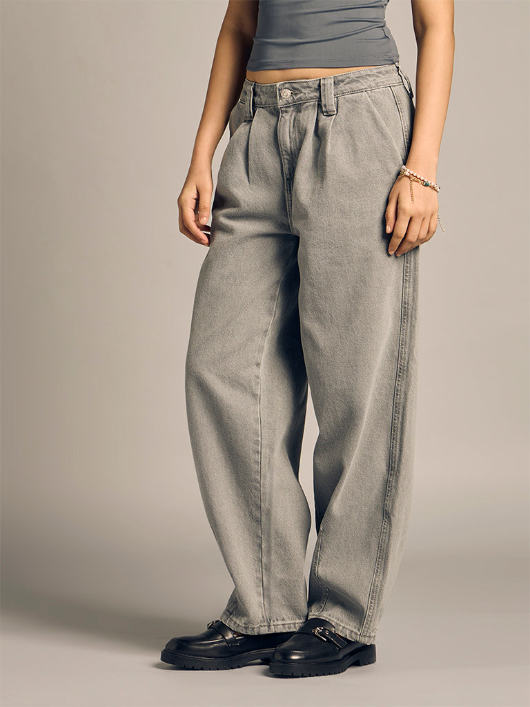 Regular-Fit Faded Jeans