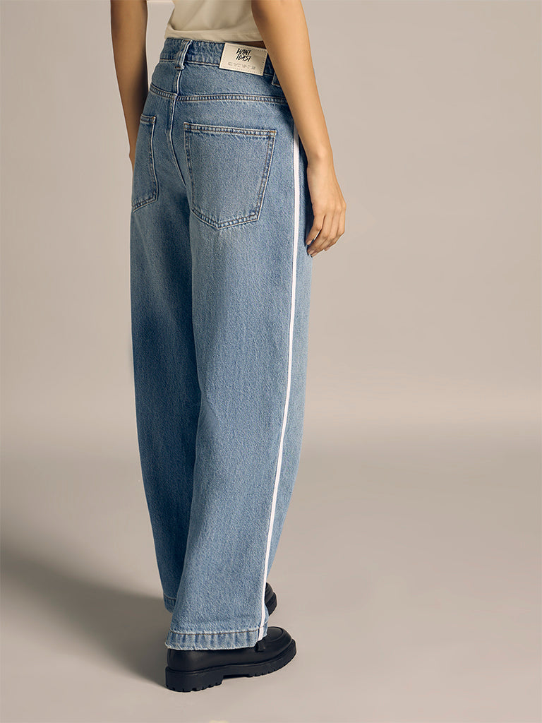 Faded Regular Jeans