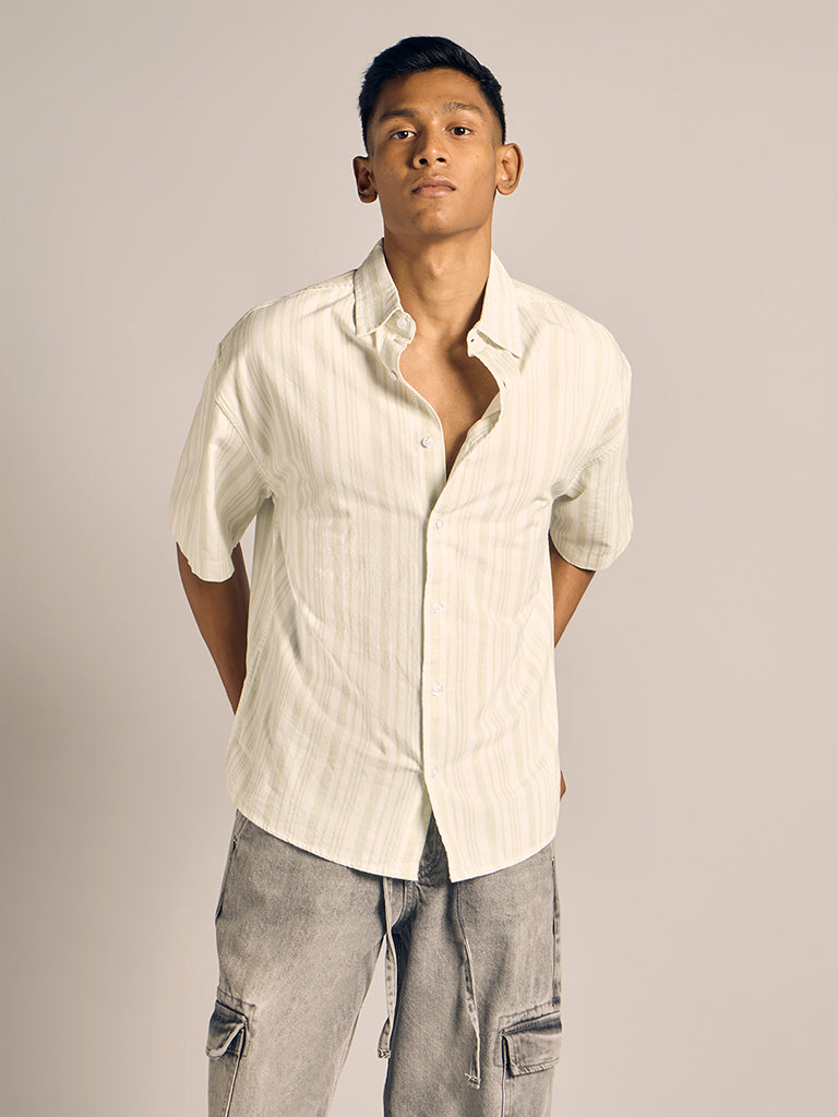 Loose-Fit Striped Shirt