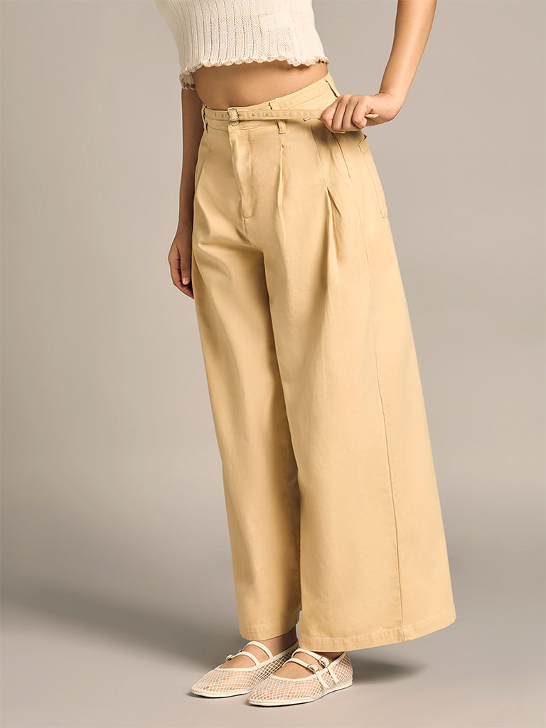 Wide-Leg Pants with Belt