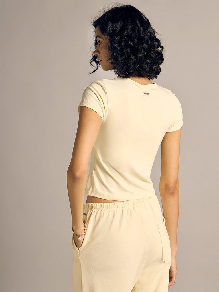 Fitted T-Shirt