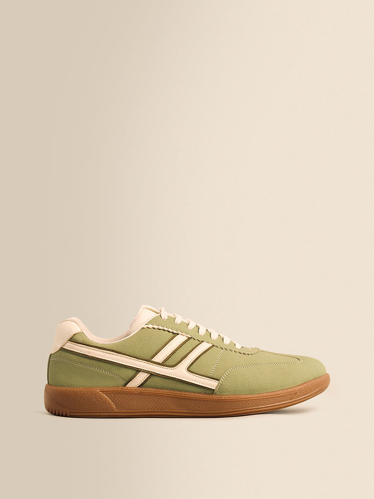 Contrast Detailed Sneakers