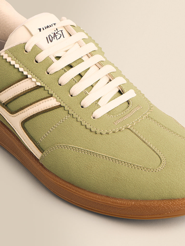 Contrast Detailed Sneakers