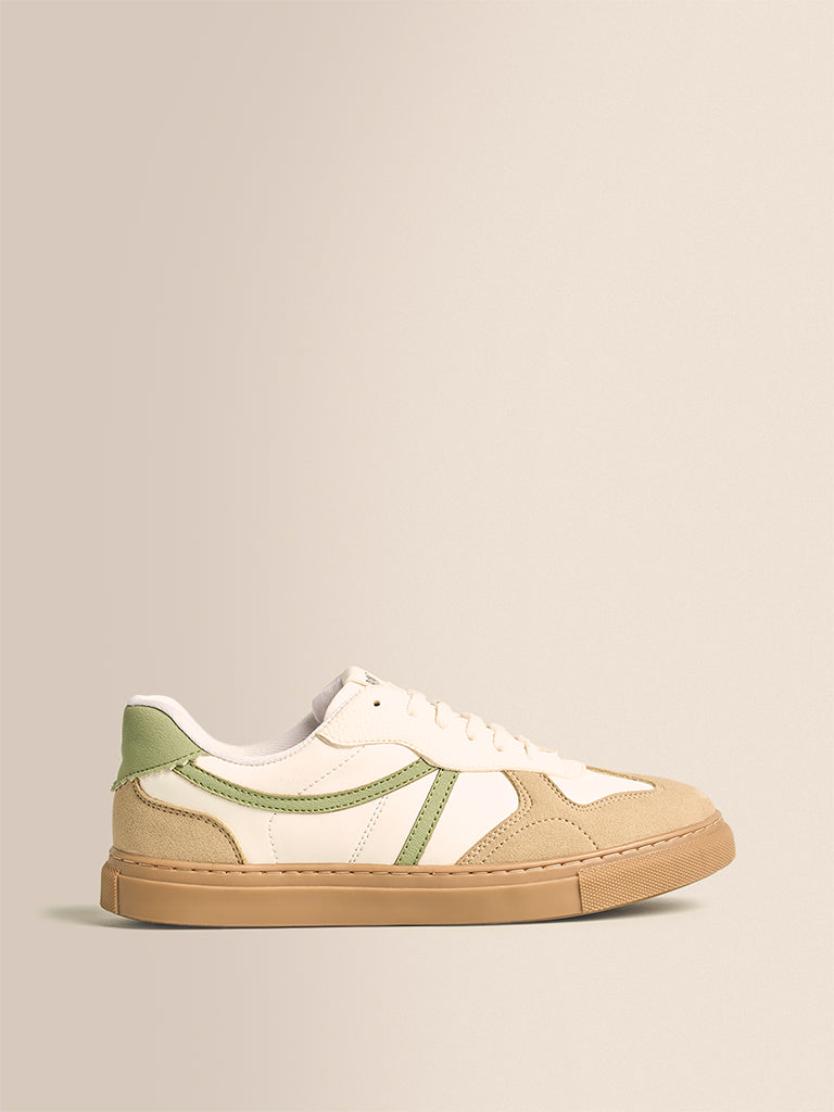Contrast Trainers