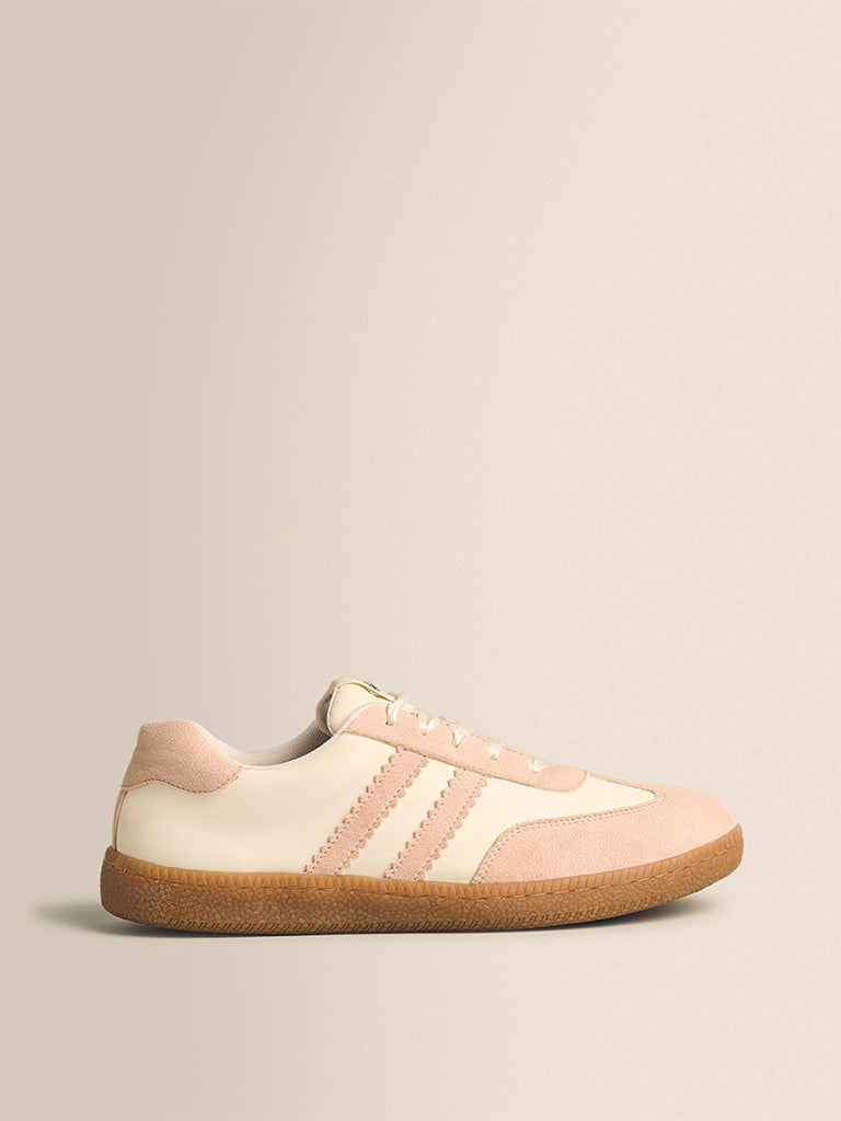 Casual Trainers