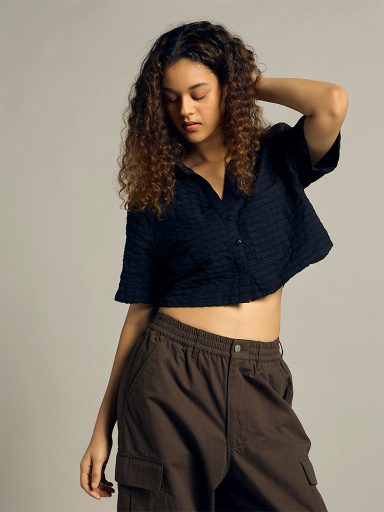 Textured Cropped Shirt