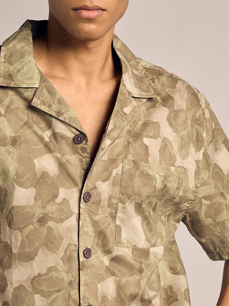 Graphic Printed Cropped Shirt
