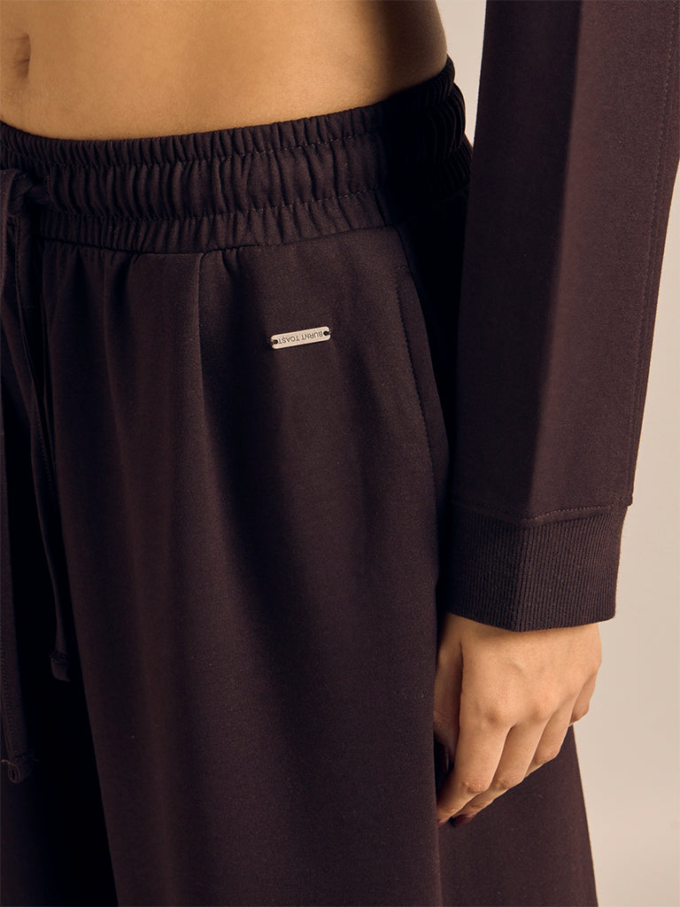 Wide-Leg Jogger Trousers