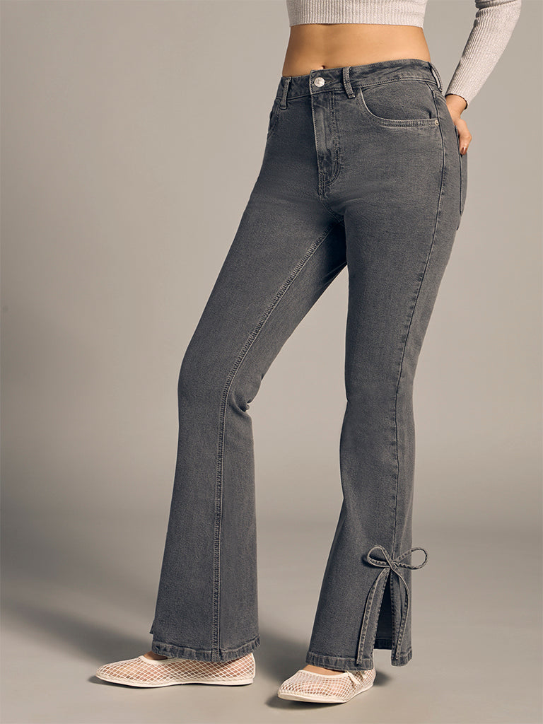 Bootcut Jeans