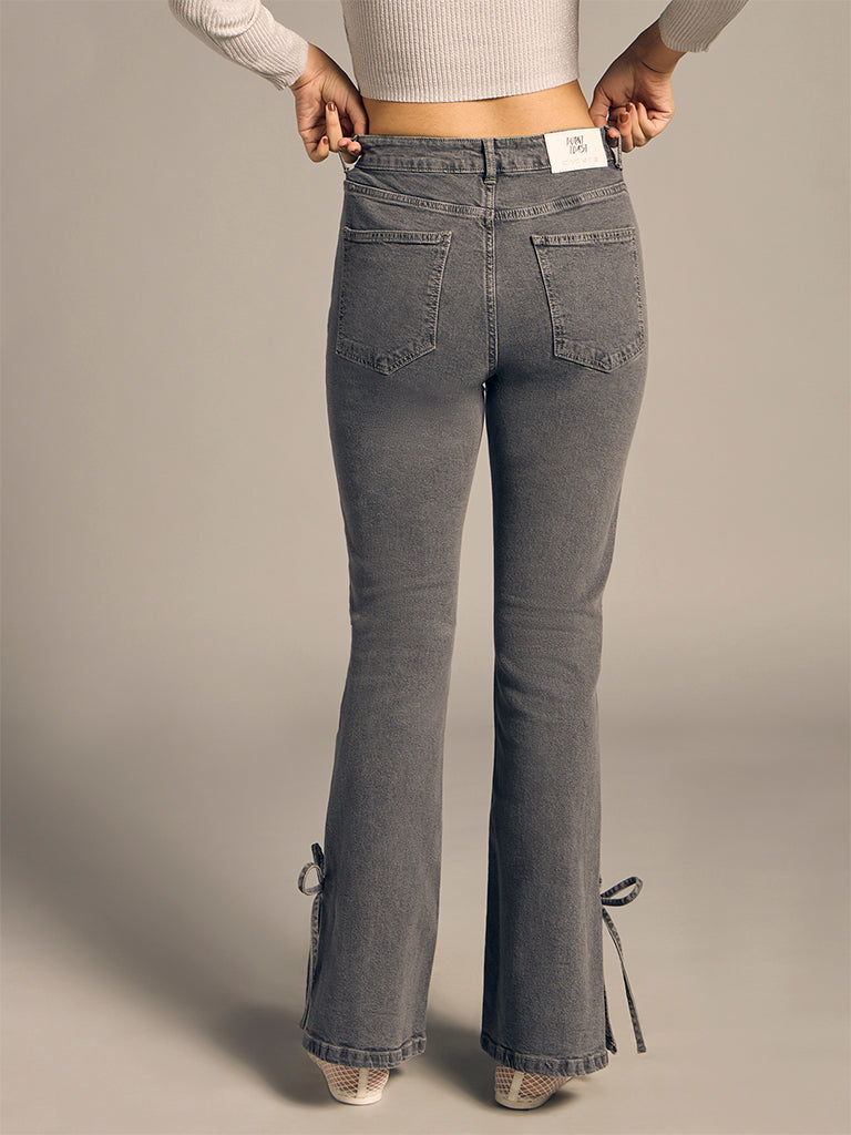 Bootcut Jeans