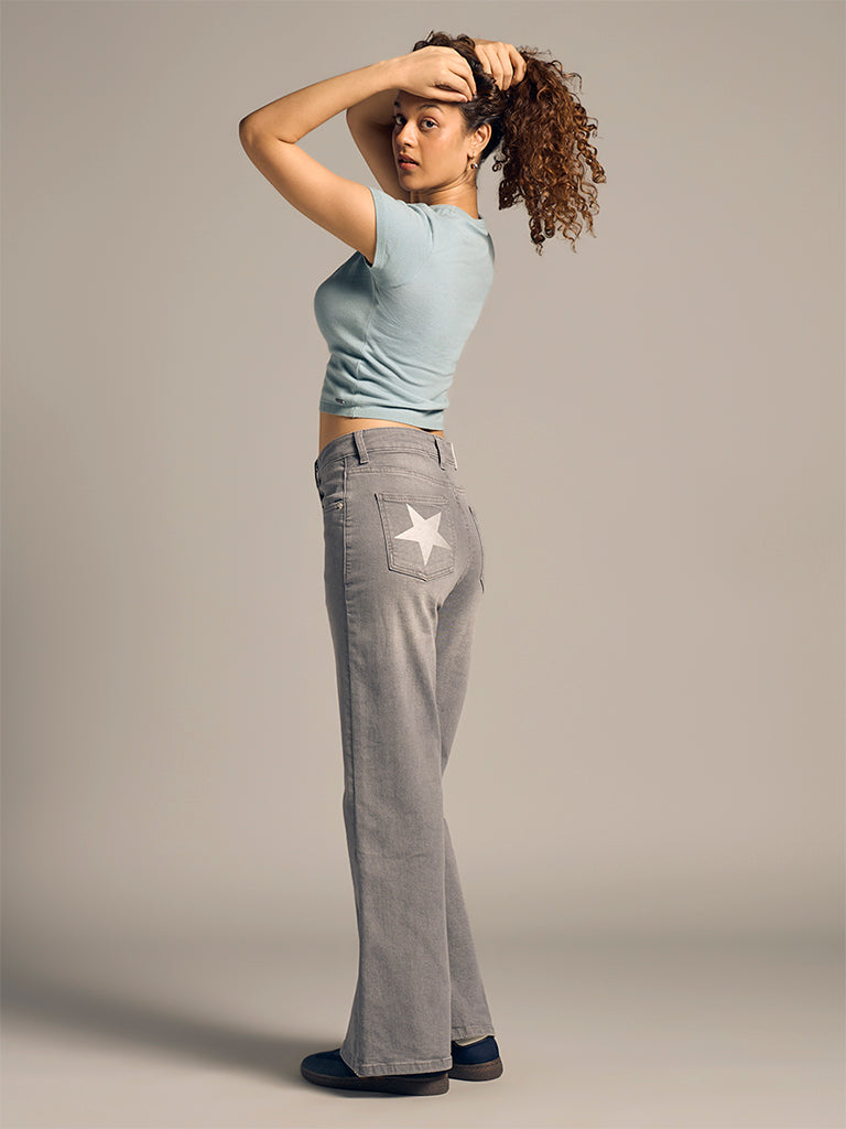 Flared Jeans