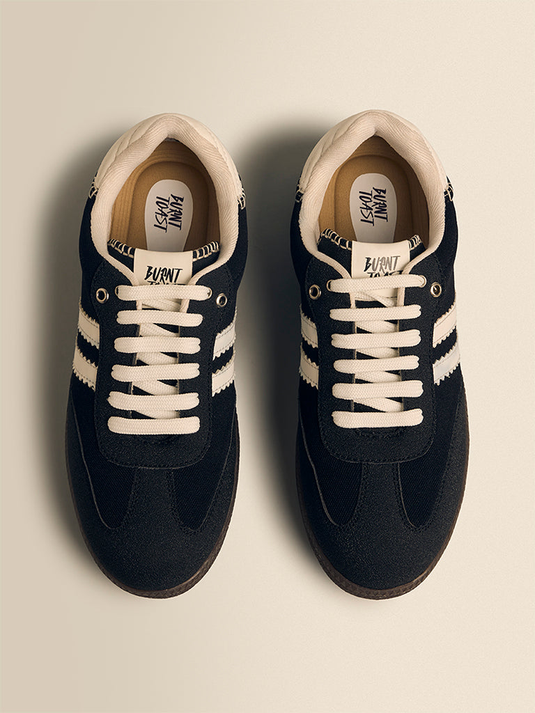 Contrast Stripe Sneakers