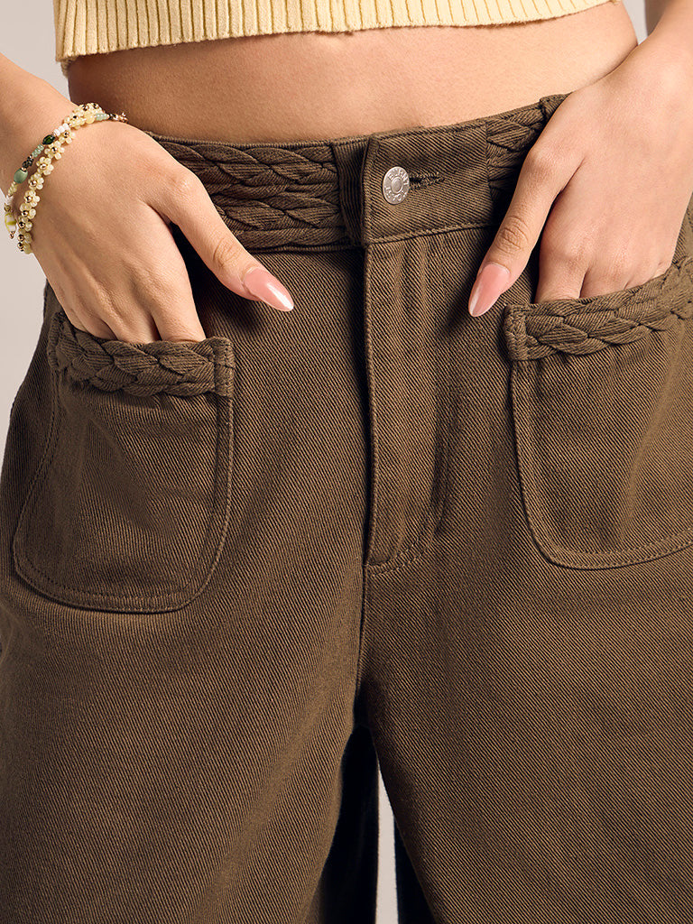 Wide-Leg Jeans