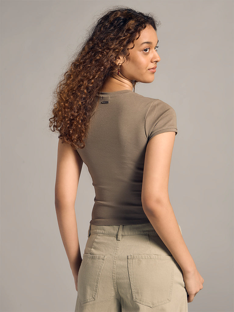 Fitted T-Shirt
