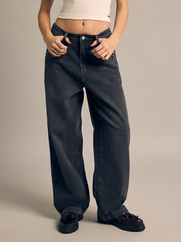 Balloon-Fit Jeans
