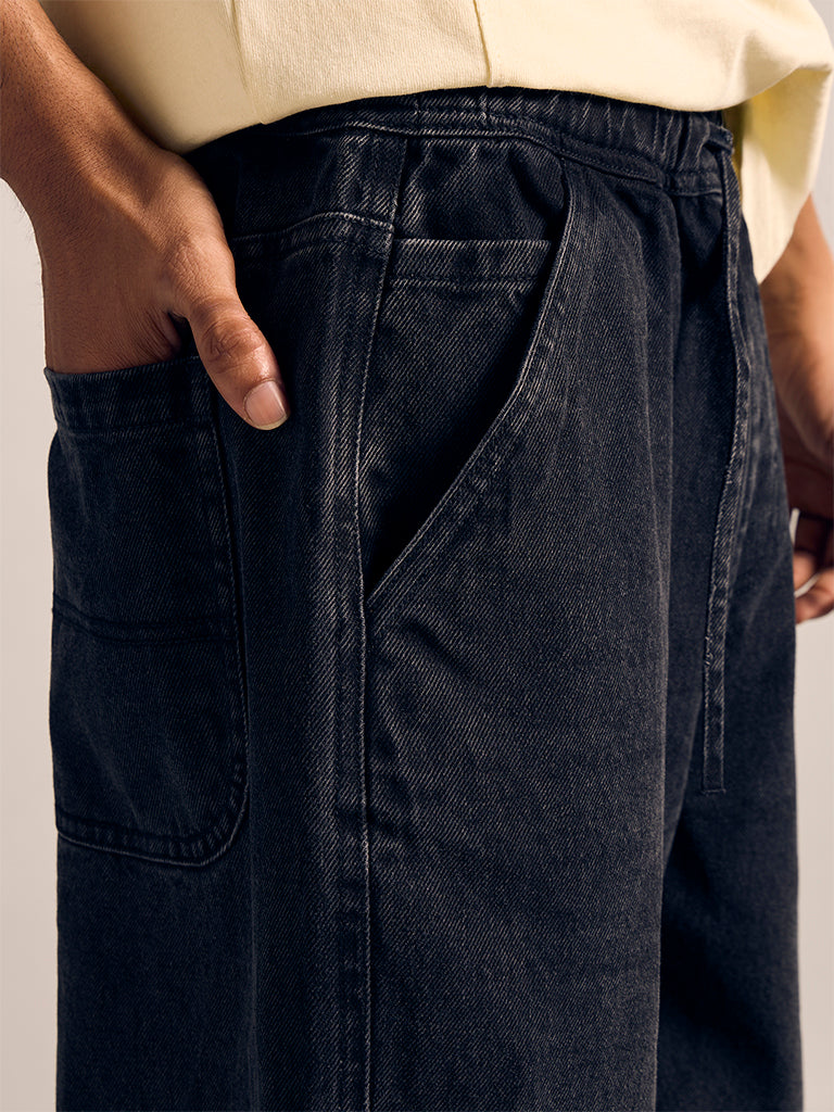 Skater-Fit Jeans
