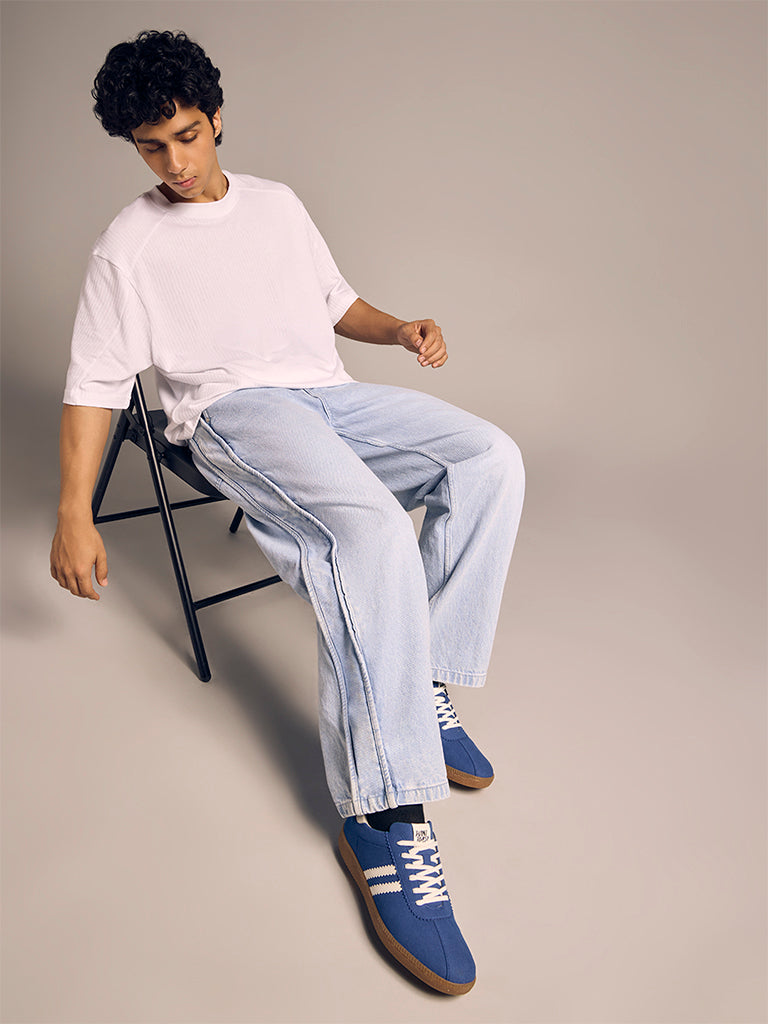 Straight-Fit Jeans