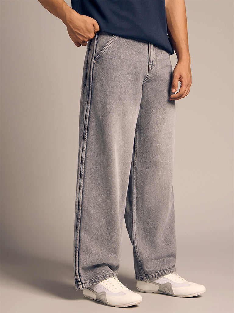 Straight-Fit Jeans