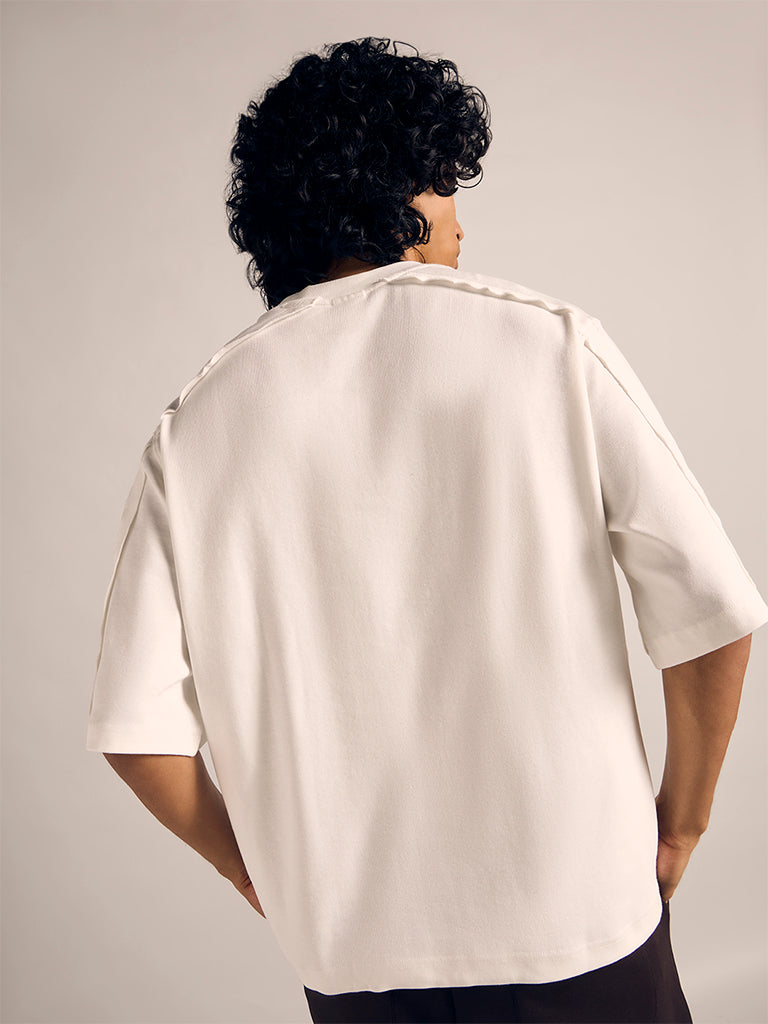 Boxy-Fit T-Shirt