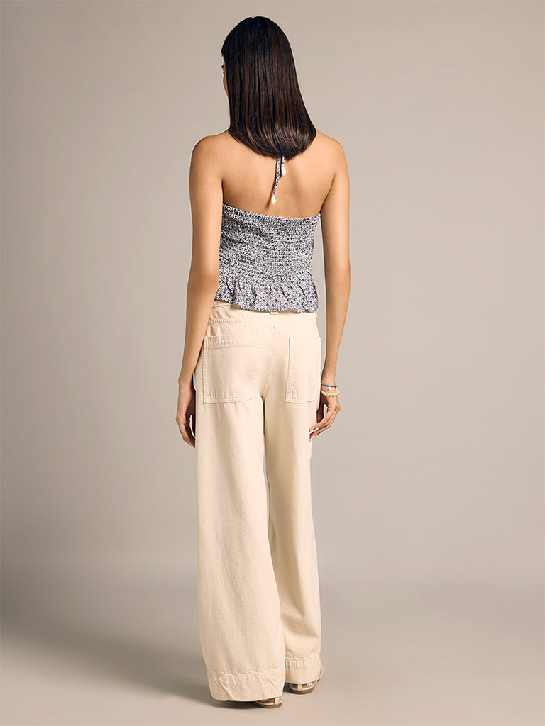 Wide-Leg Jeans