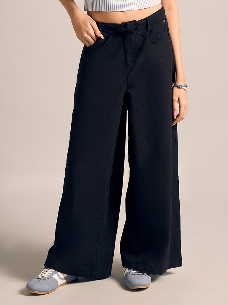 Wide-Leg Pants