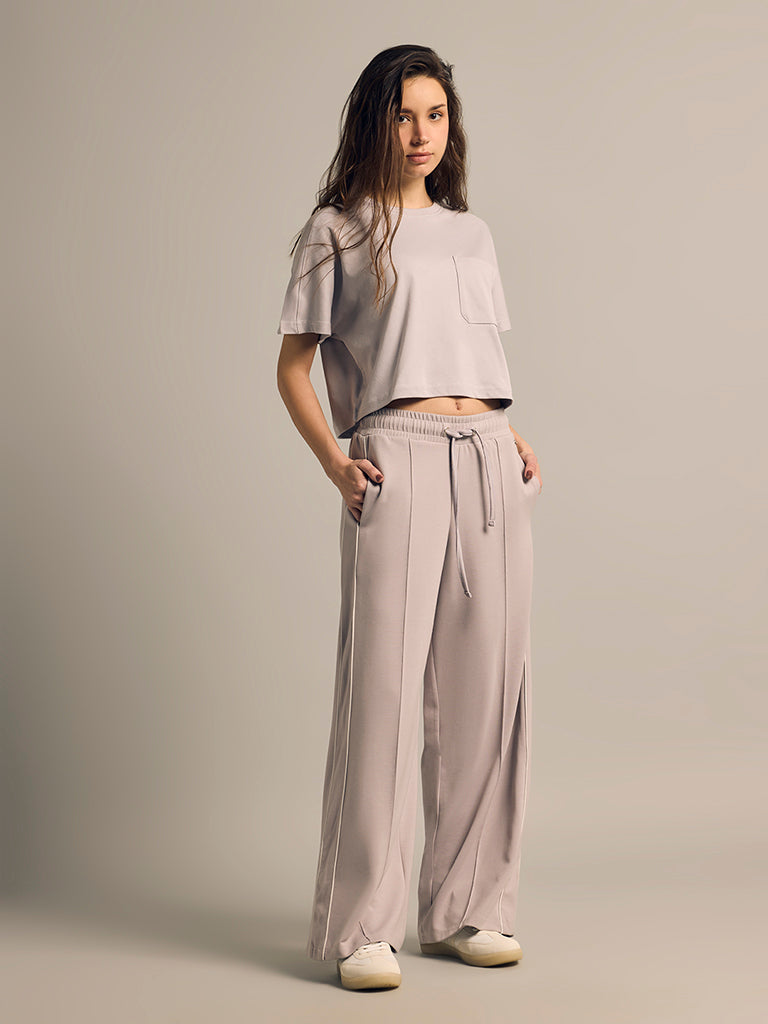 Boxy-Fit T-shirt