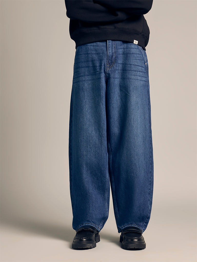 Skater-Fit Jeans