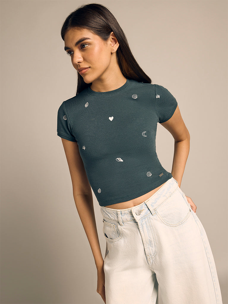 Fitted T-Shirt