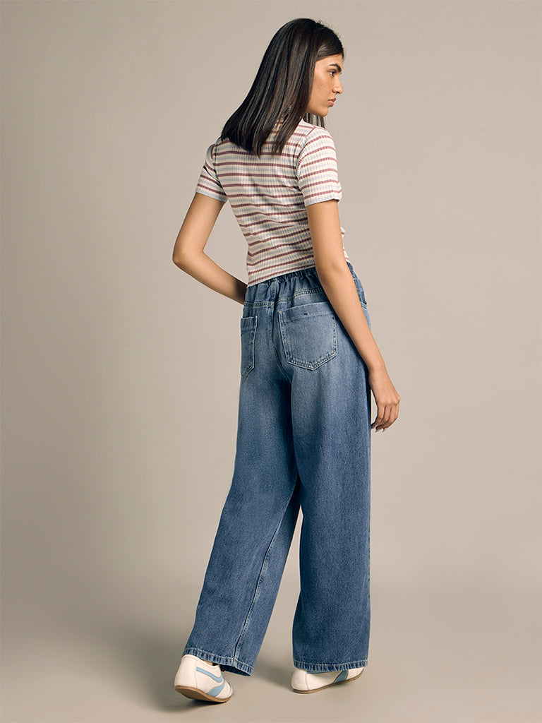 Wide-Leg Jeans