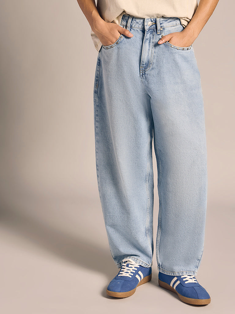 Skater-Fit Jeans