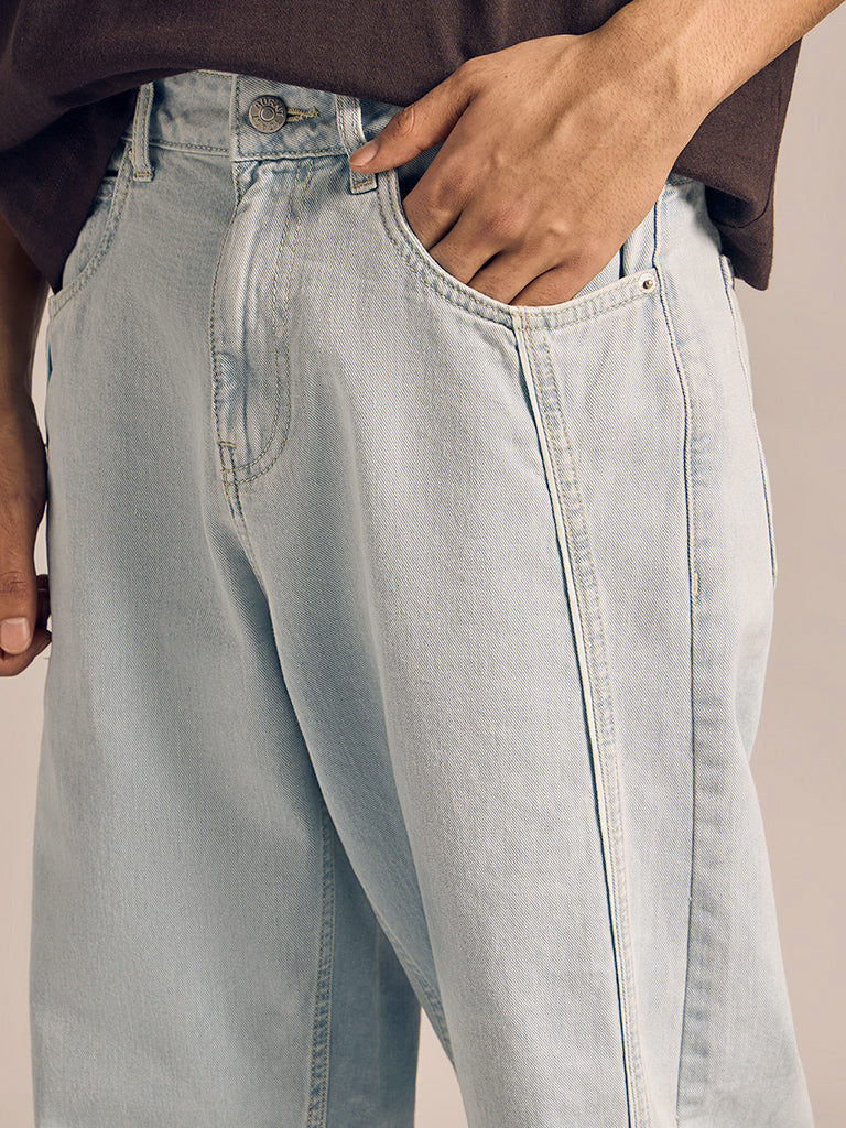 Straight-Fit Jeans
