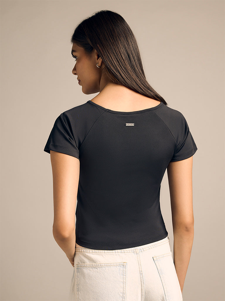Fitted T-Shirt