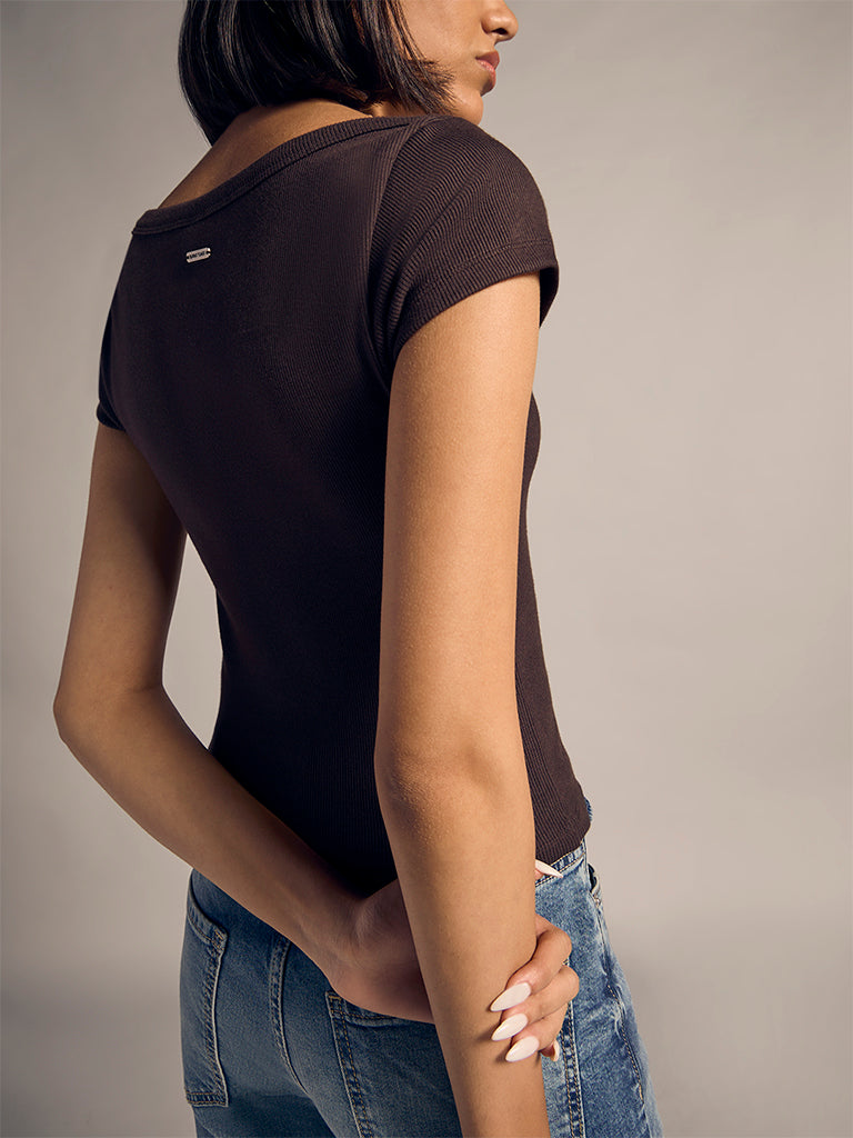 Fitted Top