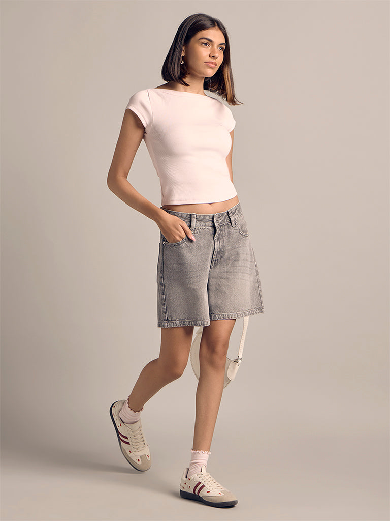 Ribbed-Textured Fitted T-Shirt
