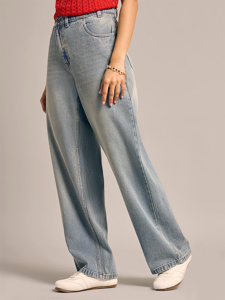 Straight-Fit Jeans