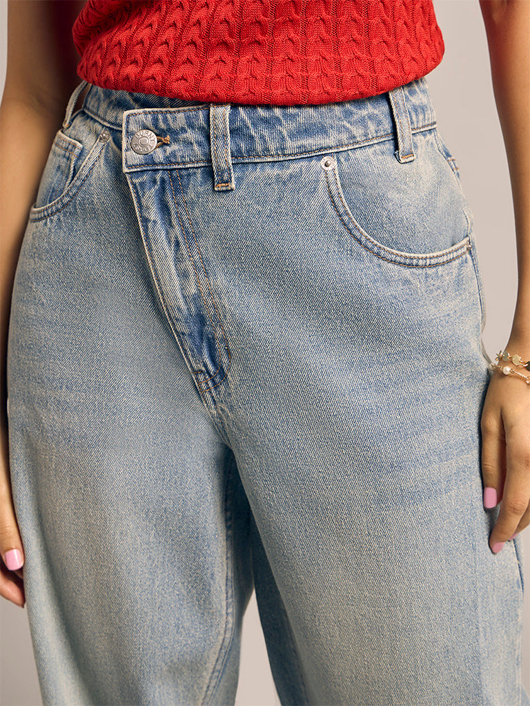 Straight-Fit Jeans