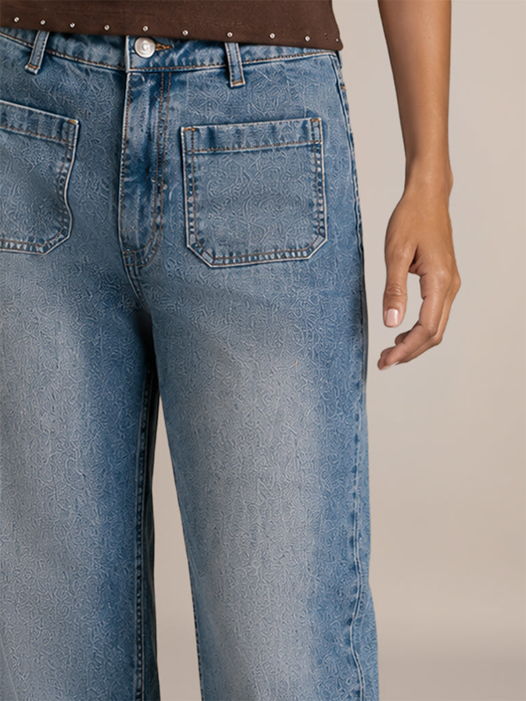 Wide-Leg Jeans