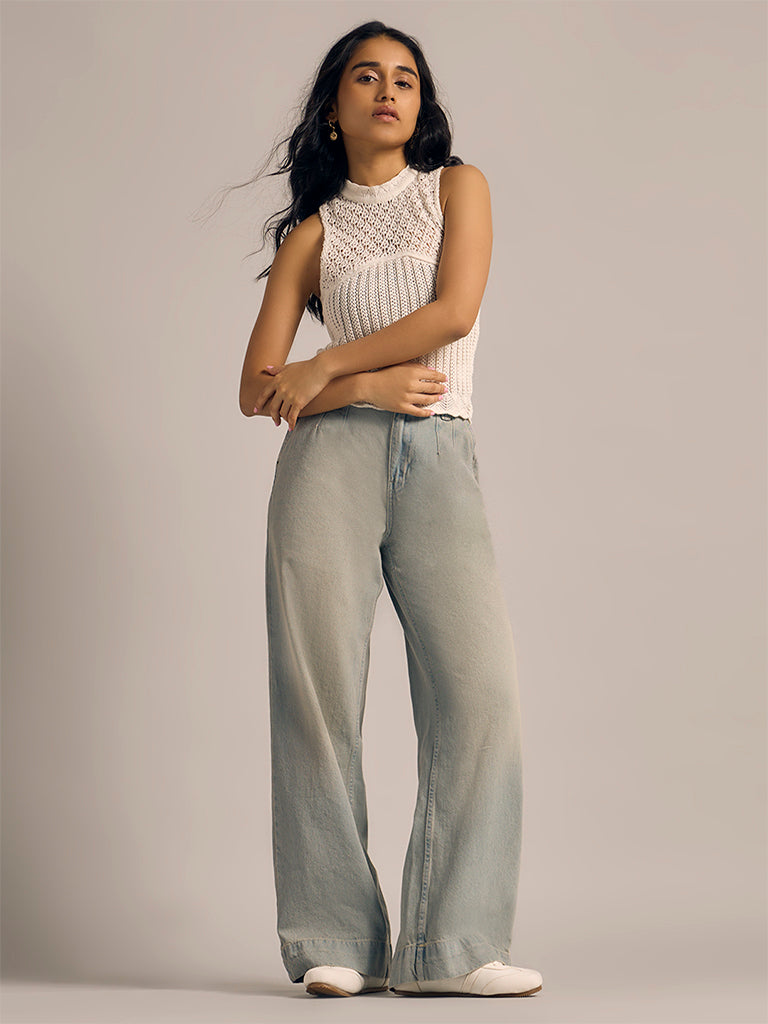 Wide-Leg Jeans