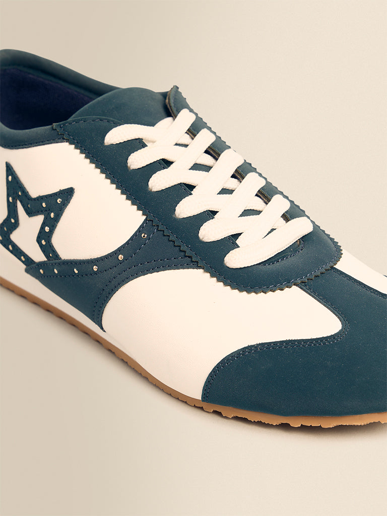 Star Detail Sneakers
