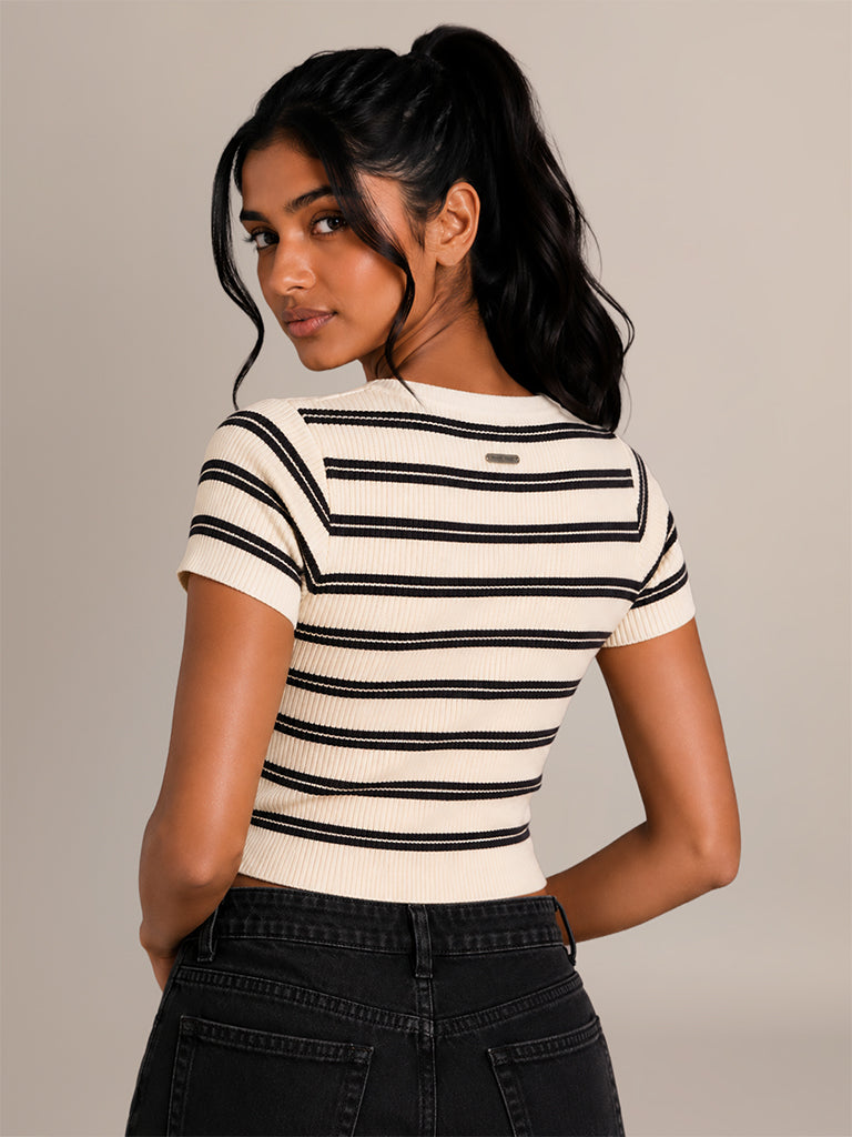 Ribbed Striped Fitted T-Shirt