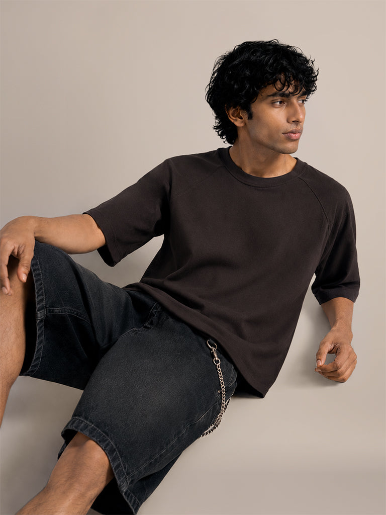 Boxy-Fit Solid T-Shirt