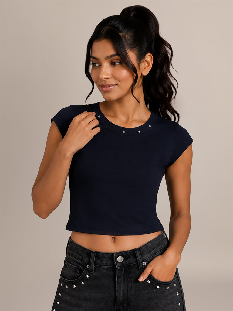 Fitted Solid Top