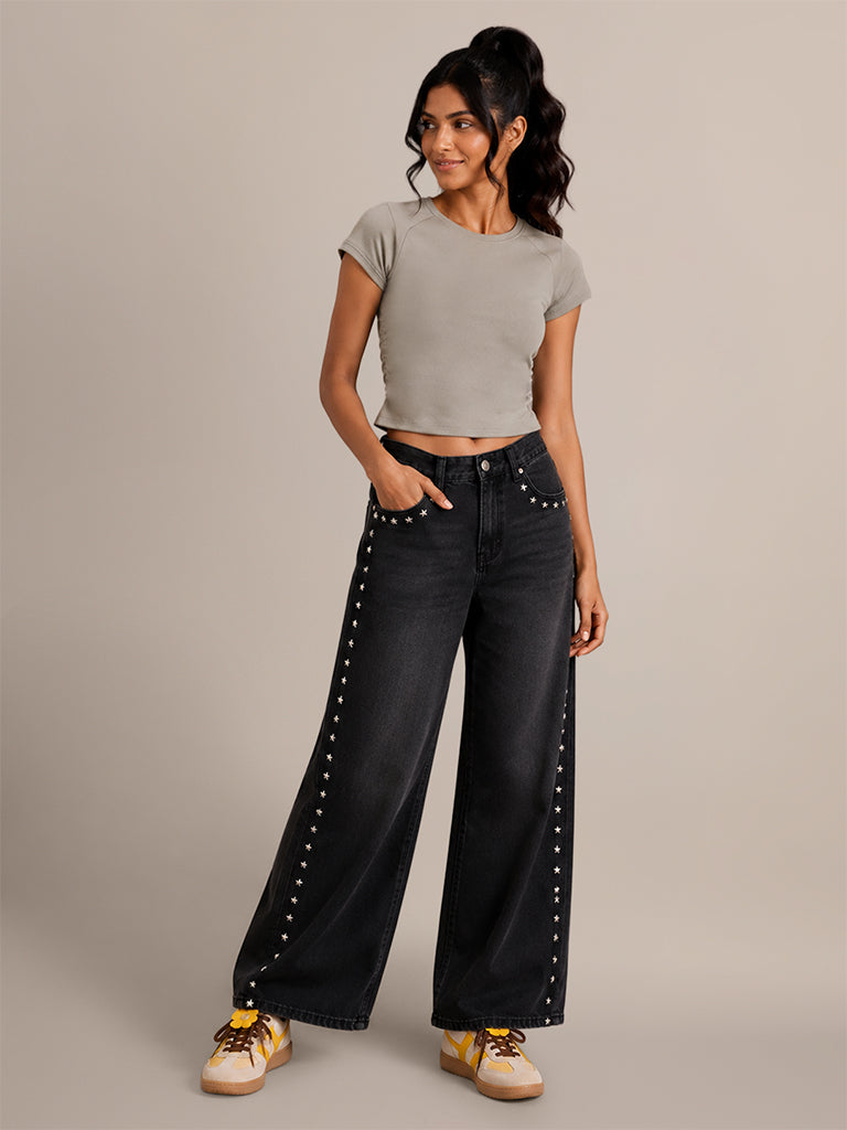 Ruched Solid T-Shirt