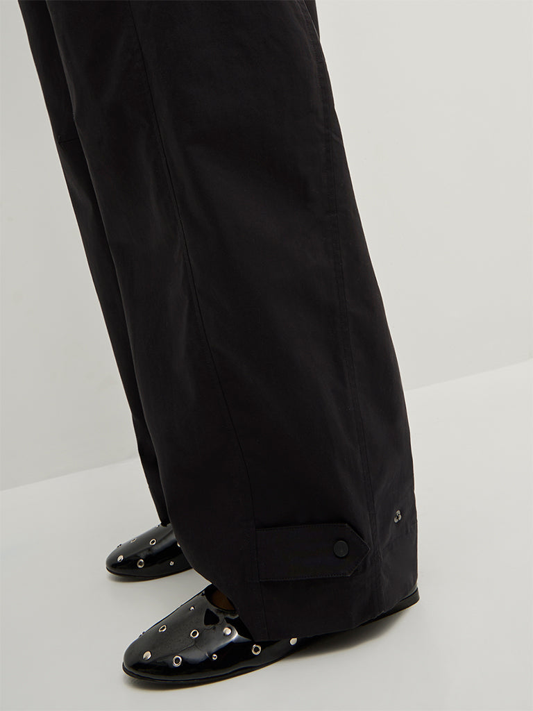 Barrel-Fit Trousers