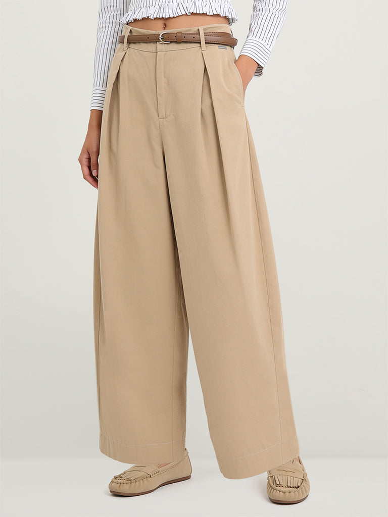 Wide-leg Trousers