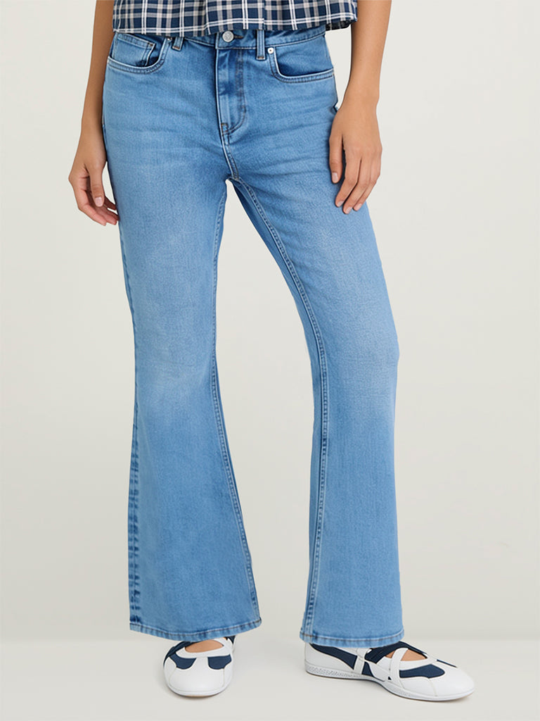 Flared Jeans