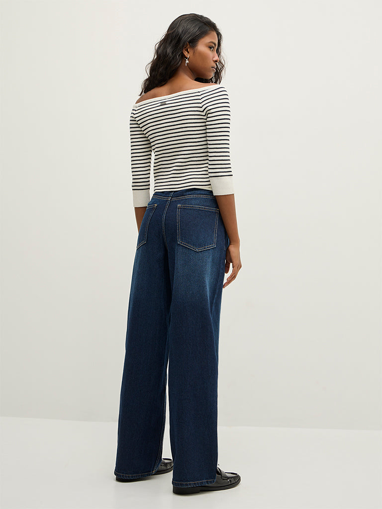 Straight-Leg Jeans