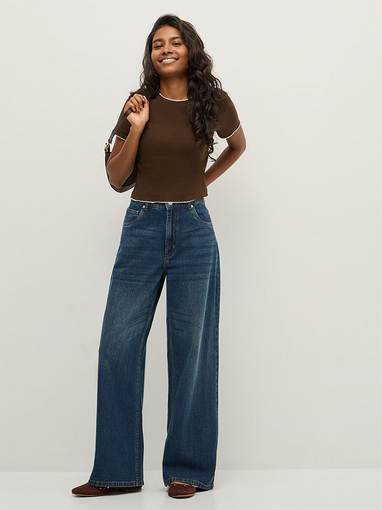 Straight-Leg Jeans